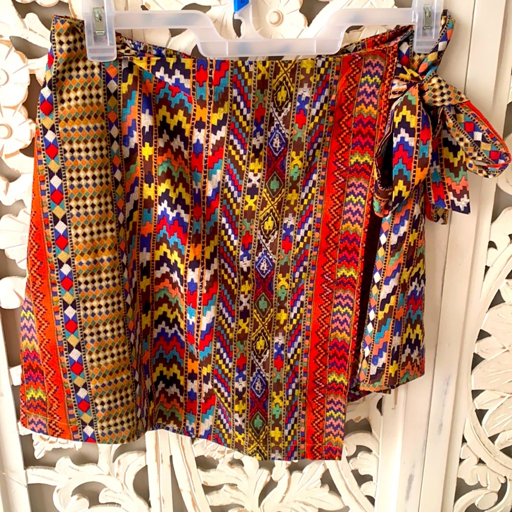 SHEIN Geometric Patterned Wrap Skort